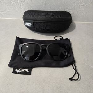 Tifosi Smirk Black Sunglasses with Hard & Soft Case